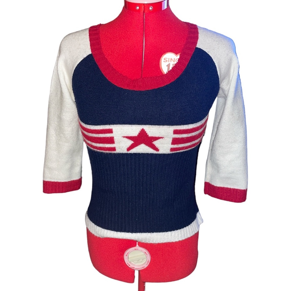 American Attitudes Scoop Neck 3/4 Sleeved Cropped Sweater American Flag Star